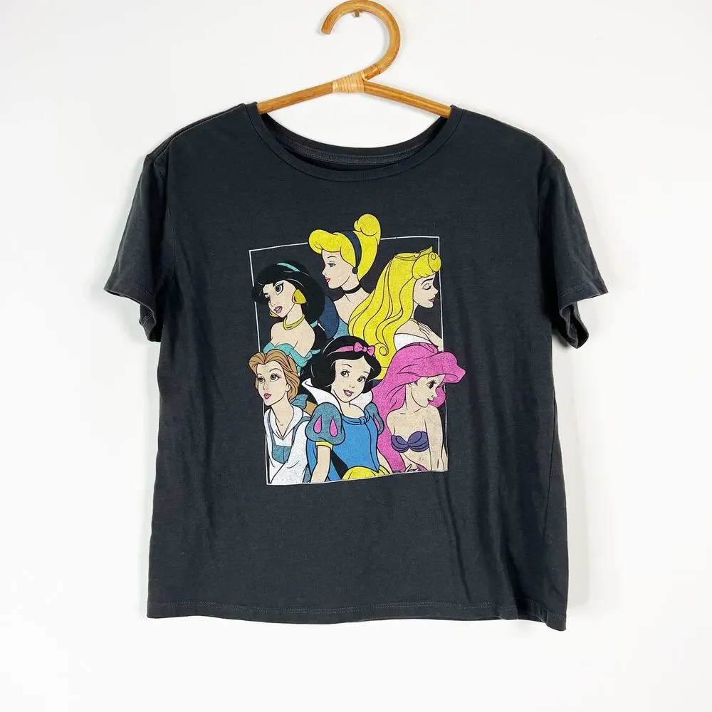 Disney Princesses Black Cropped T-Shirt Size Large - Picture 1 of 3